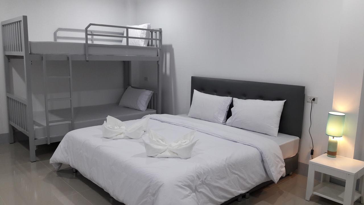 צ'נטאבורי Dk Grand Hotel מראה חיצוני תמונה